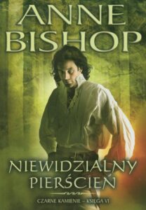 Okładka: Niewidzialny Pierścień, Czarne Kamienie – tom 6