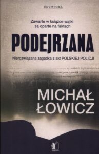 Okładka: Podejrzana